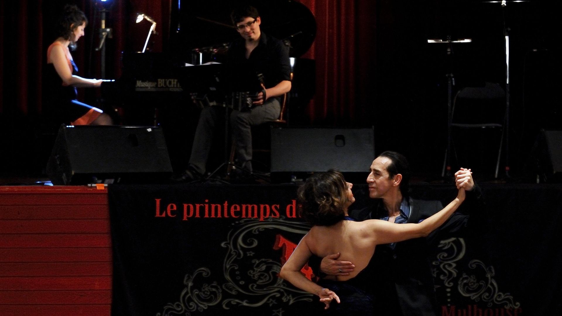 Spectacle de tango avec musique live à Mulhouse pour le printemps du Tango 