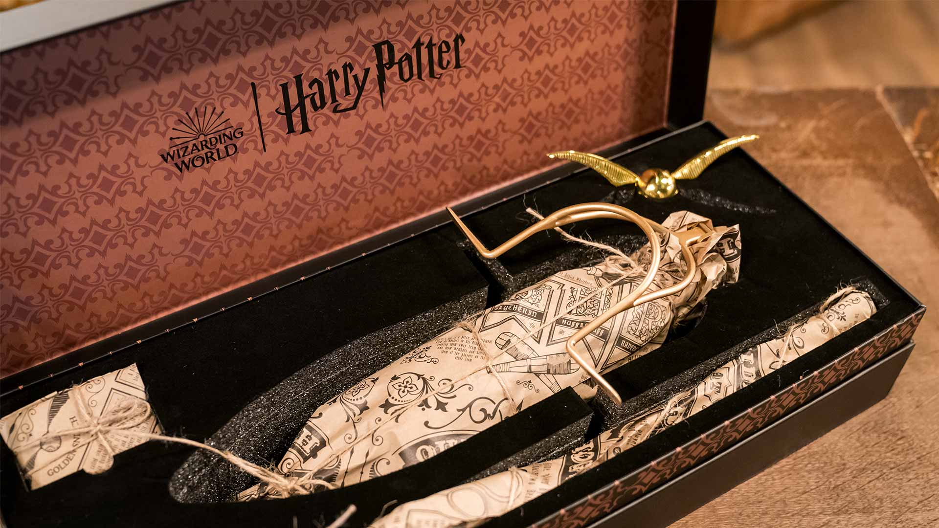 Coffret Harry Potter : Nimbus 2000 et vif d'or 