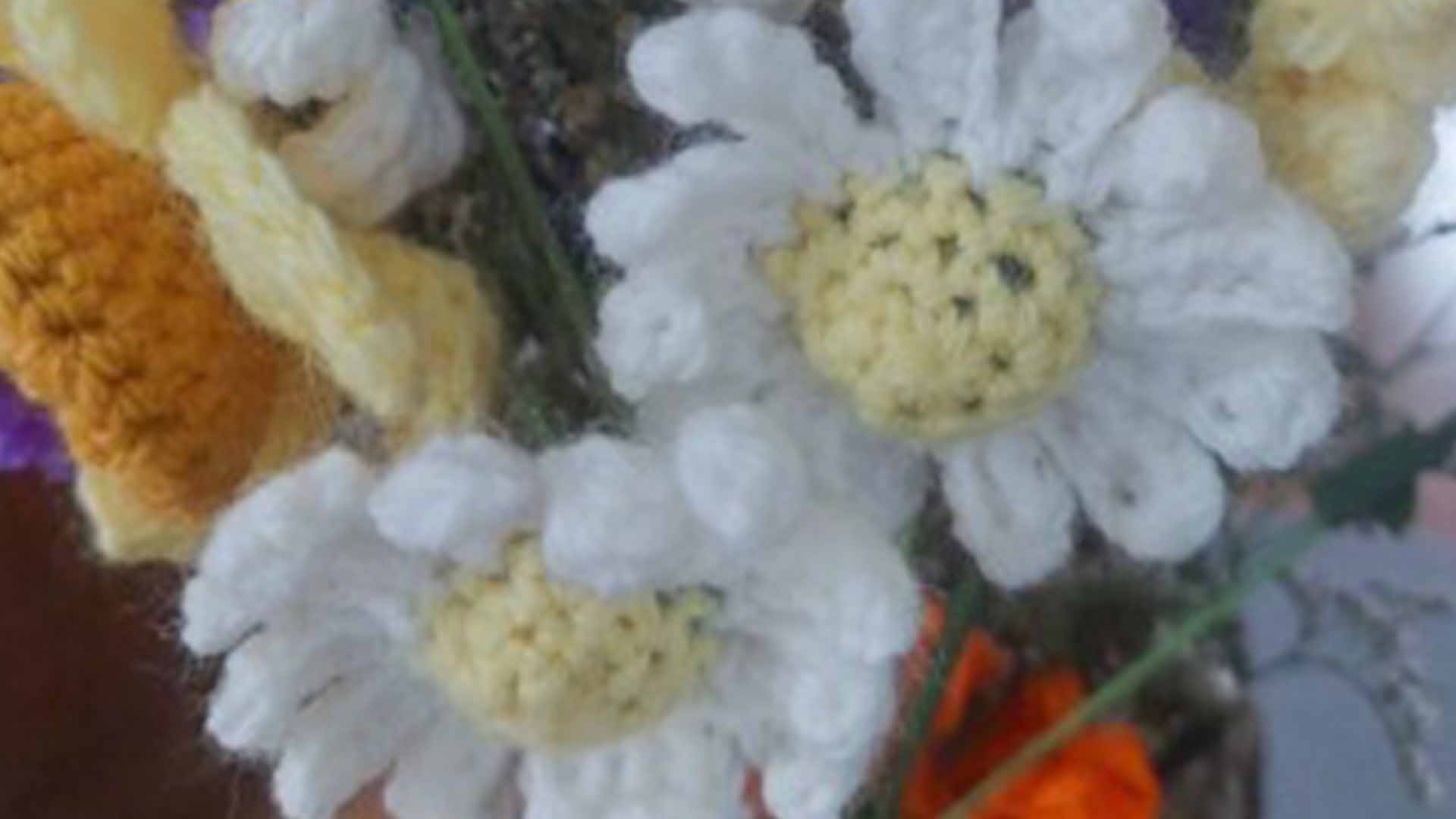 Bouquet de fleurs au crochet au Musée de l'impression sur Étoffes à Mulhouse