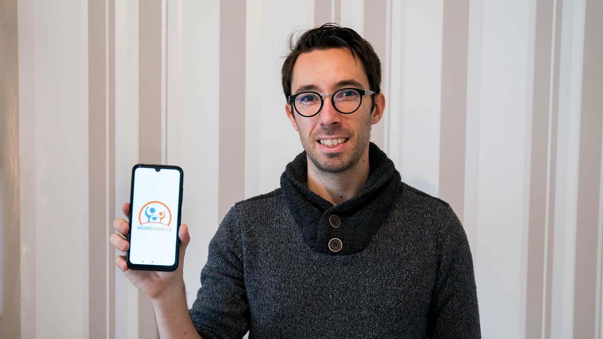 Yann Bronner, créateur de l'application "MemoFamille"